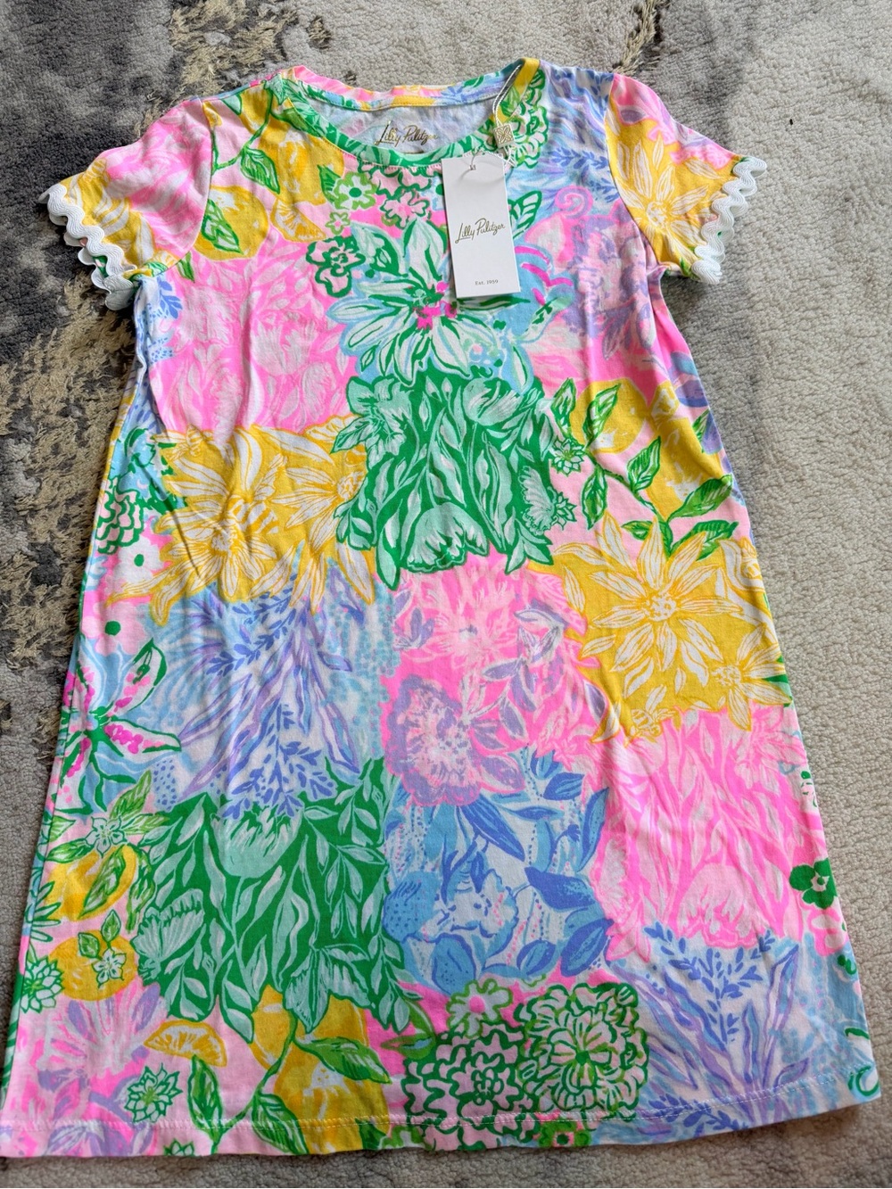 NWT Lilly Pulitzer Girls' Pink Multi Floral Short Sleeve Dress Sz M (6/7)
